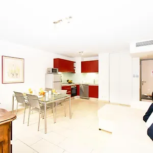  Appartamento Chez Antonella E Palais De 1 A 12 Personnes App 6 E 7 Francia
